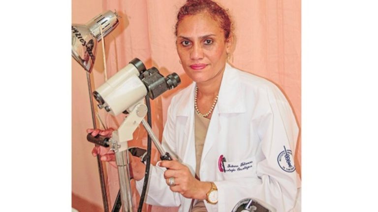 despidos de médicos arbitrariamente