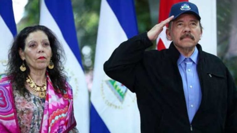 Ortega reaparece en reunión del alba