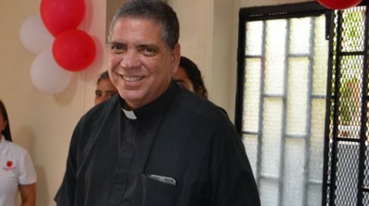 fallece padre Francisco Solano