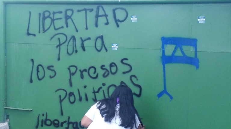 Activismo a favor de los presos políticos