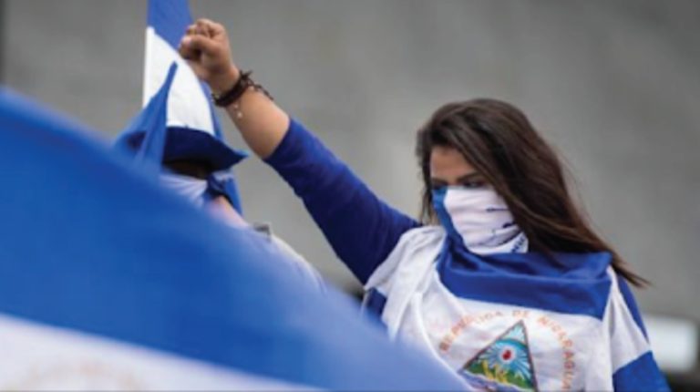 jóvenes continúan participando