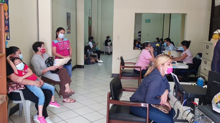 casos covid hacia arriba