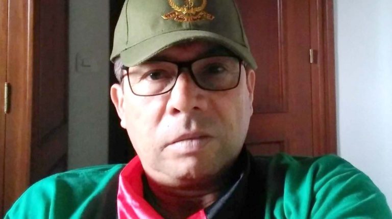 exiliada busca justicia