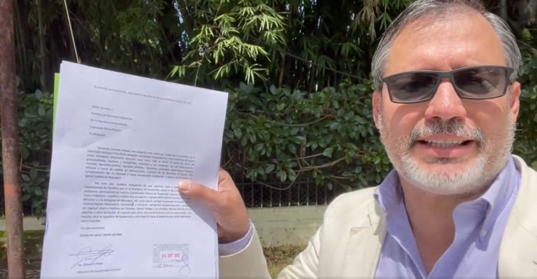 Piden expulsión de embajador