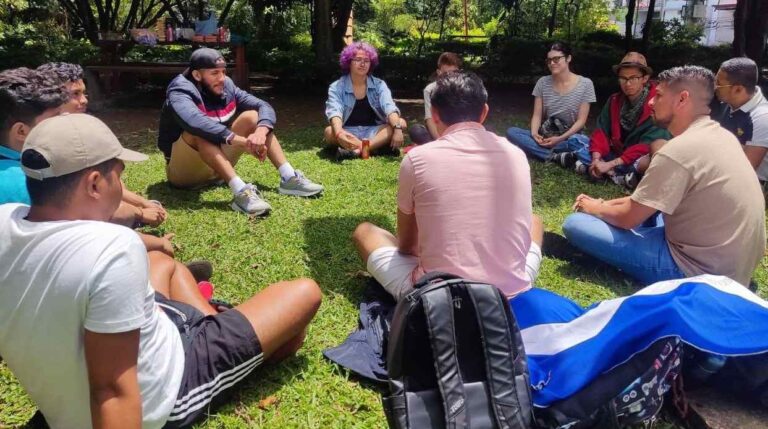 renuncia organizaciones juveniles