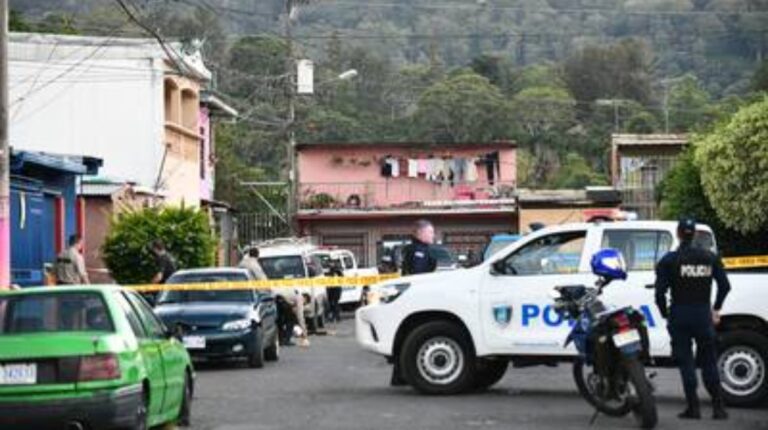 Nicaragüense Costa Rica