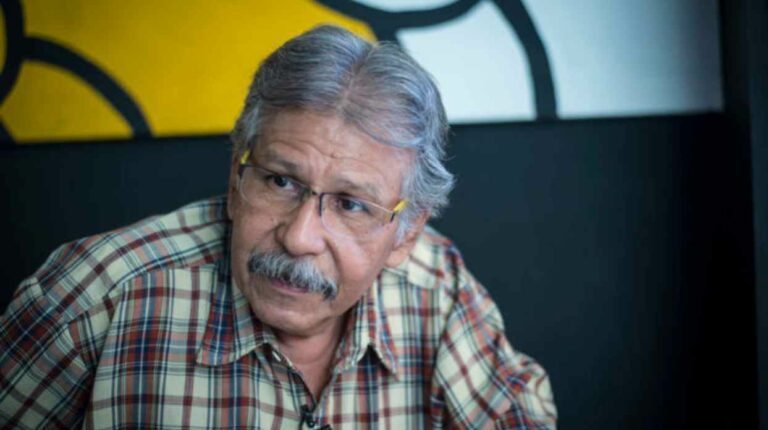 profesor Freddy Quezada